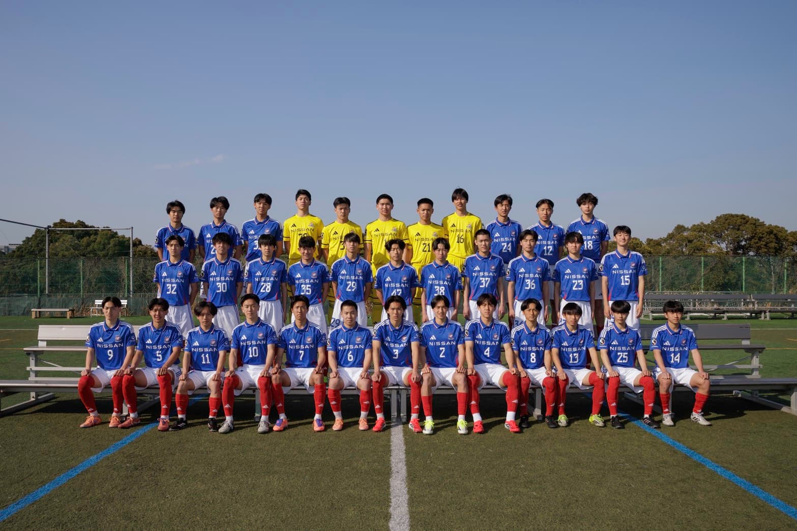 横浜 F・マリノス team photo